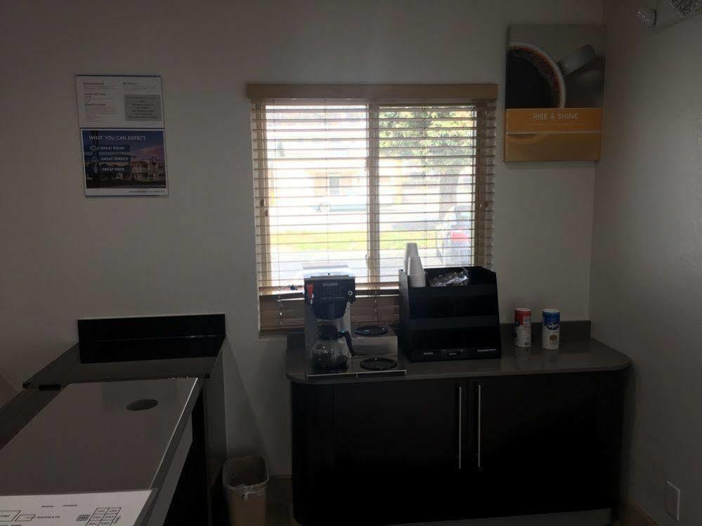 Motel 6-Ventura, Ca - Downtown Екстер'єр фото