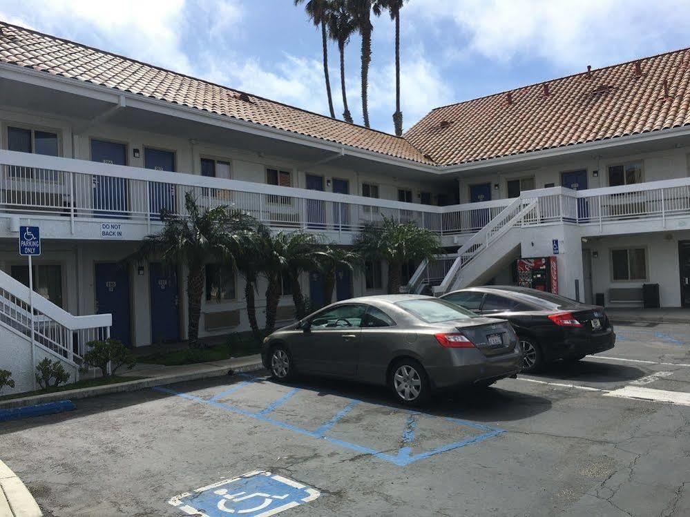 Motel 6-Ventura, Ca - Downtown Екстер'єр фото